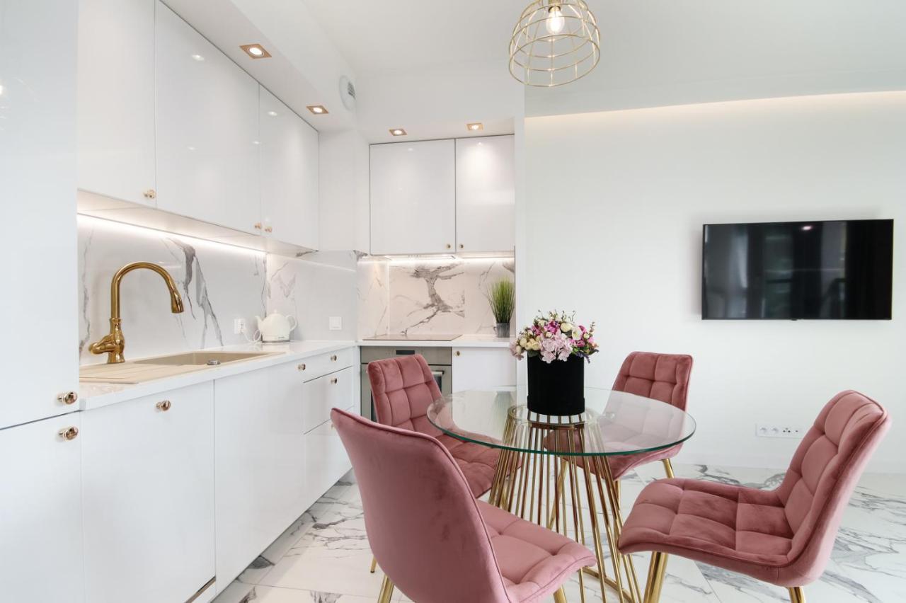 Apartamenty Hashtagwilda_Apartament Zloty ポズナン エクステリア 写真